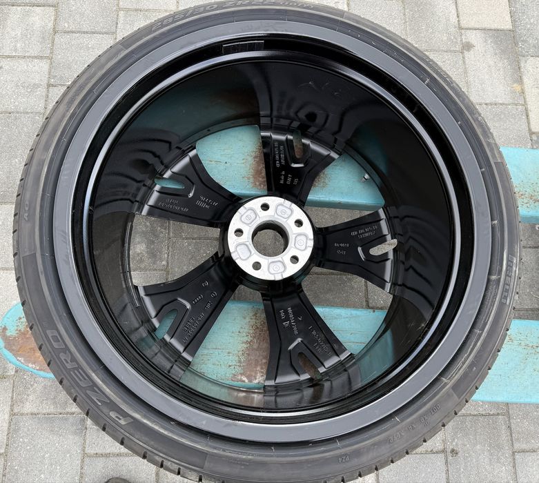 Felga Audi 22 RS6 RS7 C8 5x112 10.5J ET19 4K06.0.1025BC 285/30R22 nowa