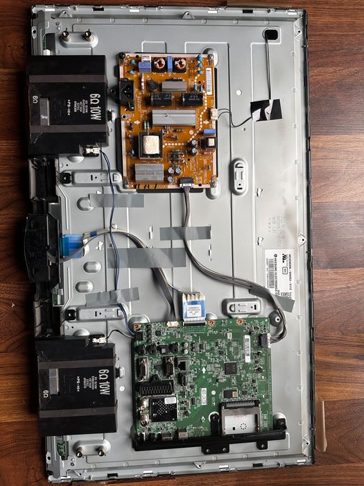 LG 32'' LX330C Direct LED -Uszkodzony