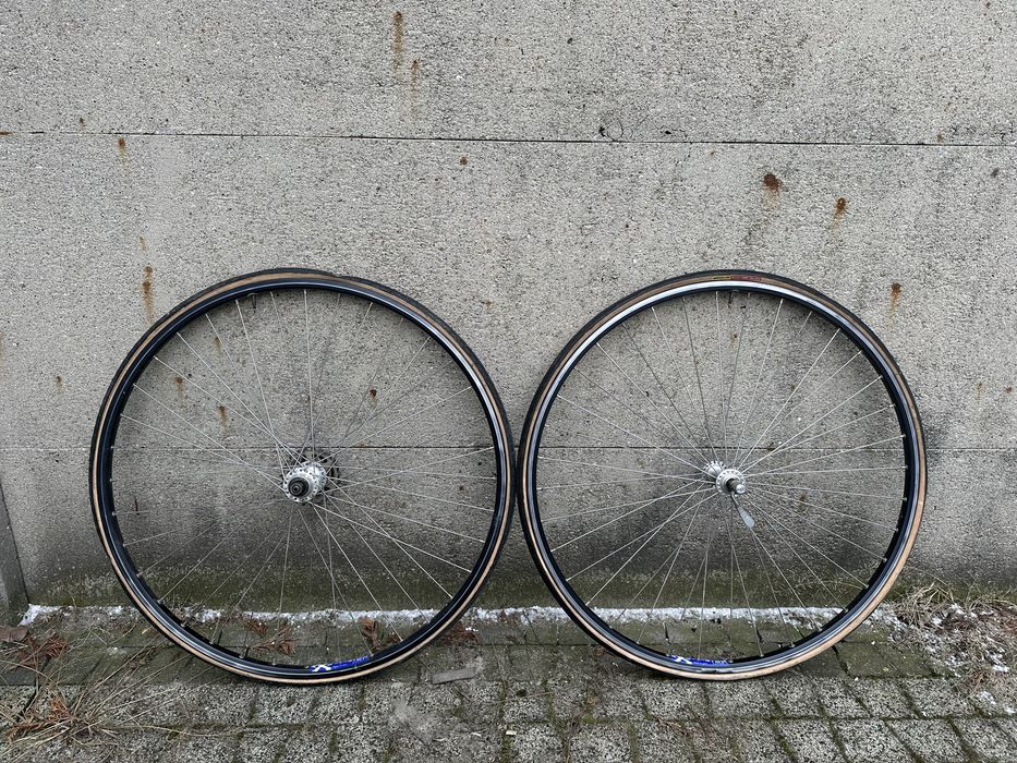 Retro komplet kół rowerowych Campagnolo Record Ambrosio Excursion 662