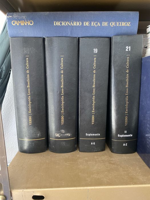 Livros antigos de varios géneros e autores portugueses e estrangeiros