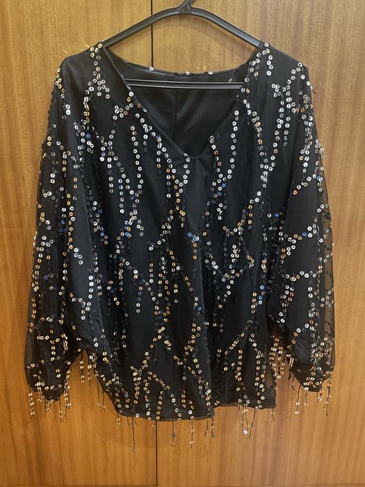 Camisola preta Lantejoulas prateadas