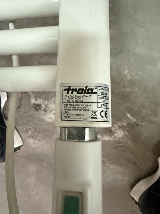 Toalheiro Elétrico / Secador de Toalhas Troia 500W – Branco