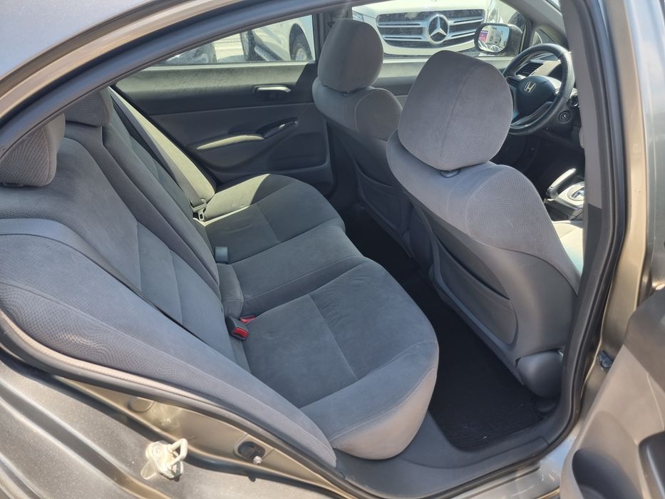 Honda Civic  4D  Sedan