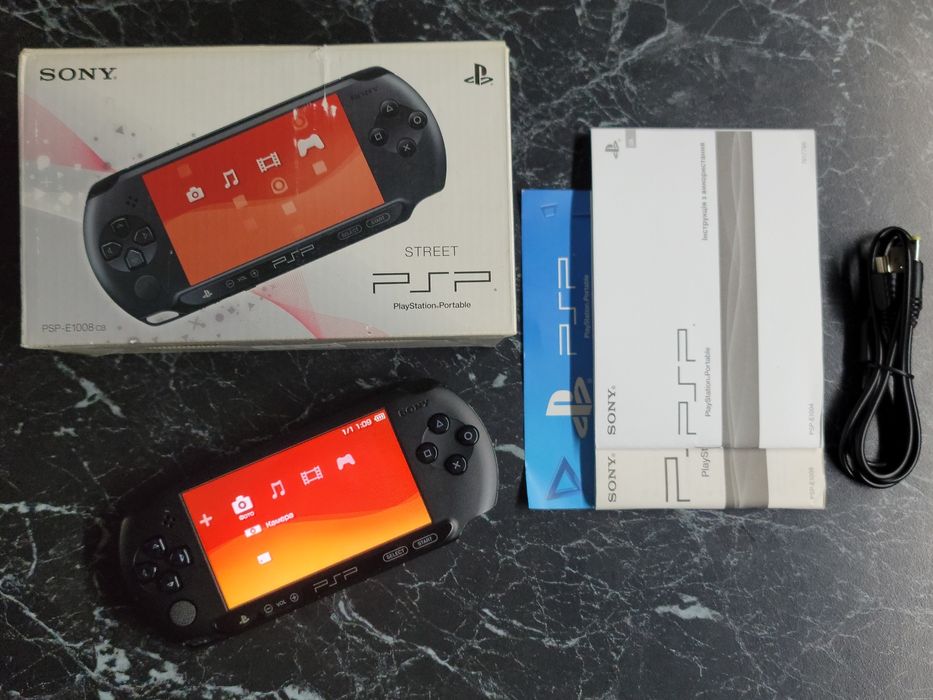 Sony PlayStation Portable PSP Street E1008 Black