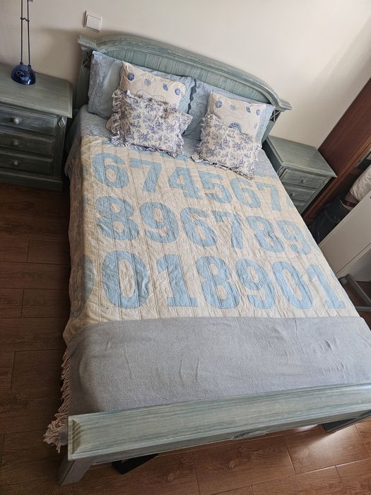 Quarto completo sem roupeiro