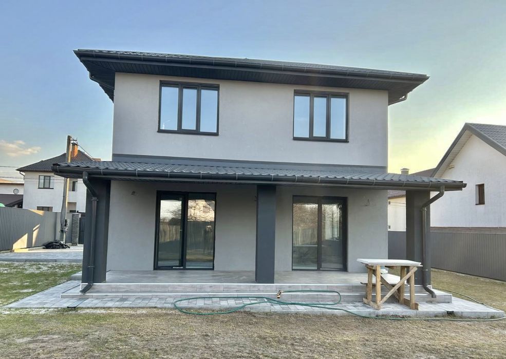 Продам новий сучасний будинок у Бучі!