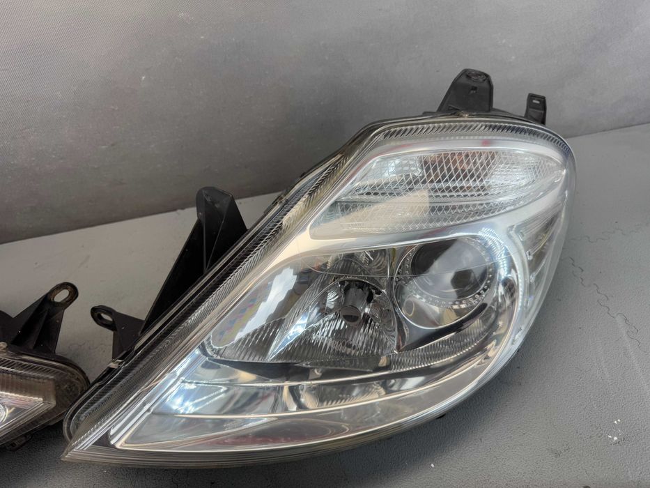 Citroen C8 Lampy Przód Przednie Xenon Kompletne Lewa+Prawa EU Ładne