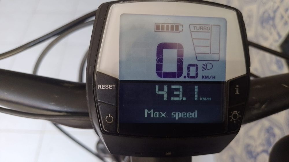 Electric bike Moustache Samedi 27 XRoad