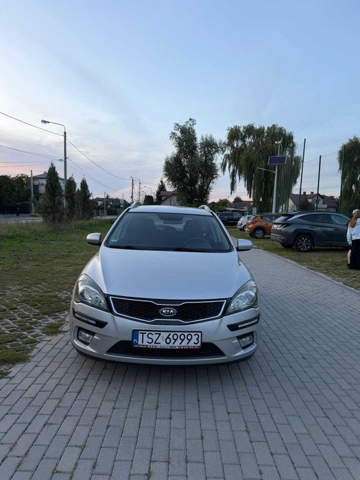 Samochody Kia cee'd