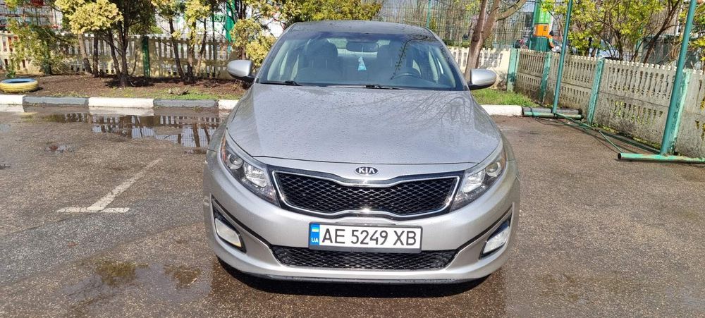 Продам автомобиль Kia Optima 2014