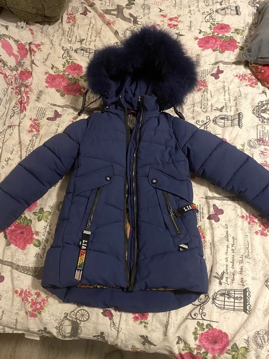 Зимняя куртка , пуховик для девочки