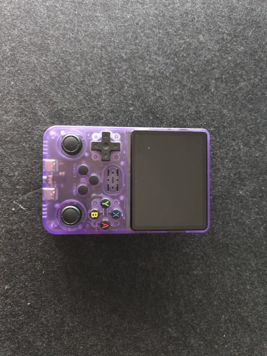 Consola Portátil R36S (centenas de jogos incluídos)