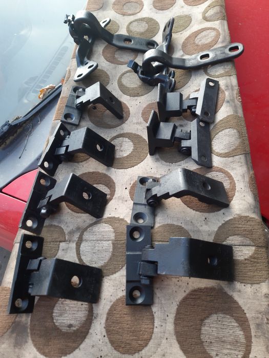 Петли для дверей на авто БМВ Х5, Х6 ( оригинал)