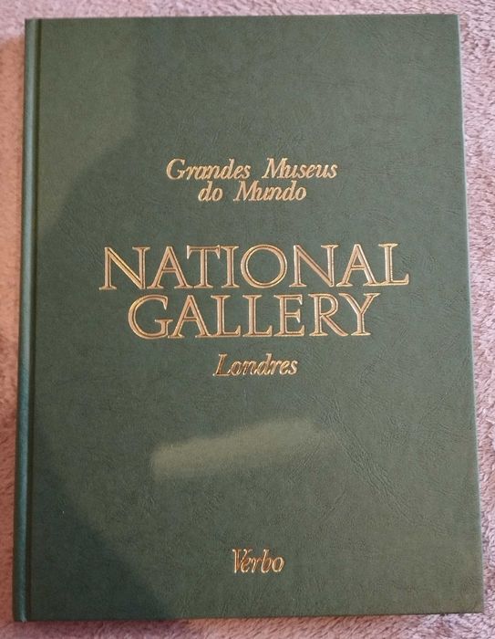 Livros da colecção Grandes Museus do Mundo