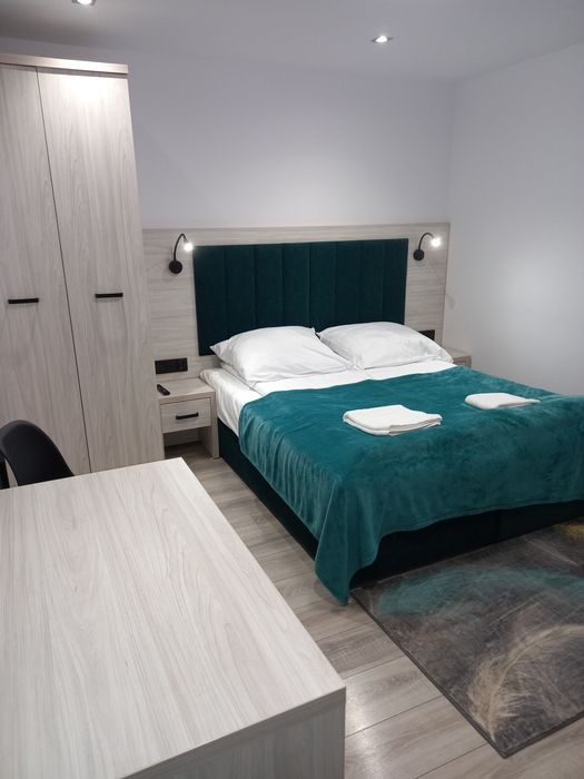 Kraków komfortowe pokoje-noclegi.3 Pokojowy apartament do 9 osób.Od