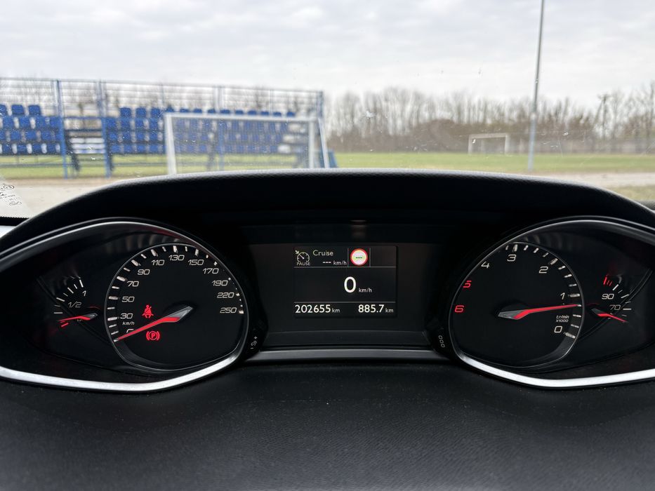 Peugeot 308 2018 1.5blueHDI