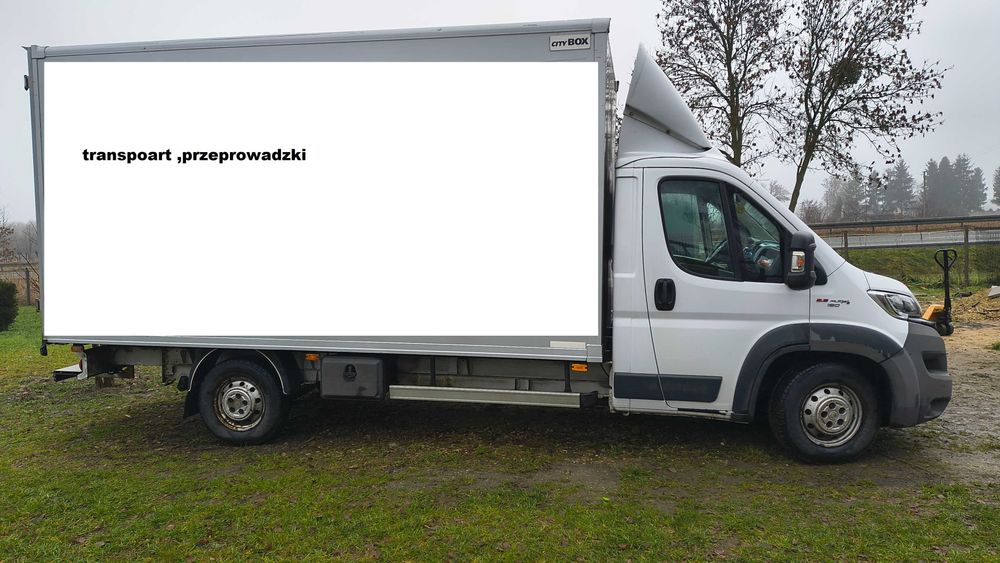 przeprowadzki ,transport .przewóz rzeczy
