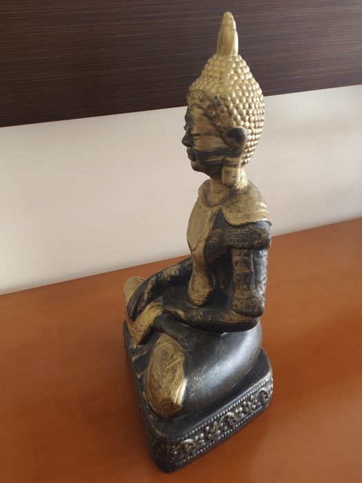 Estátua de deusa buda decorativa