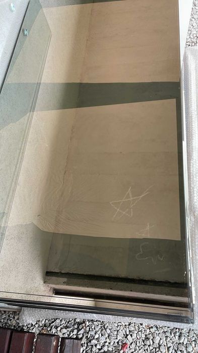 50 szt. szyb hartowanych przyciemnianych 60x120x0,4cm – 65 zł/szt