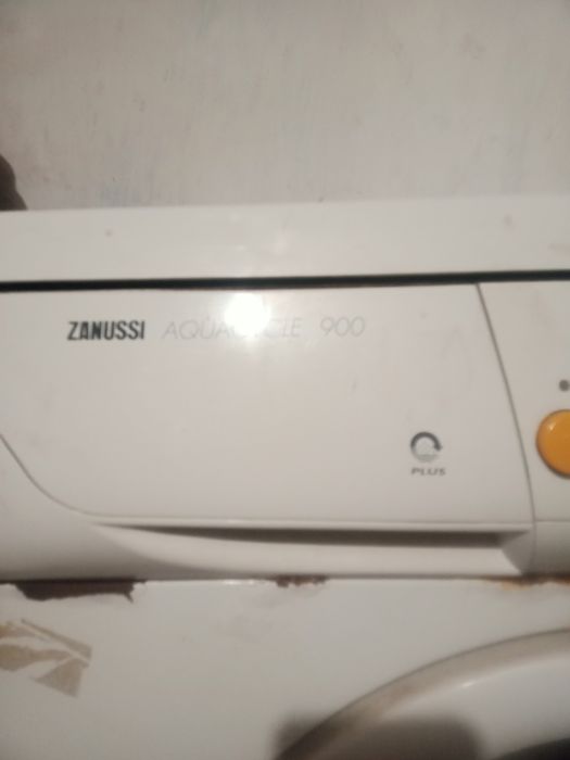 Стиральная машина. ZANUSSI