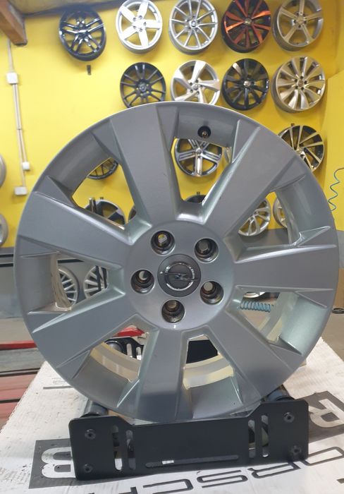 Felgi Aluminiowe 5x110 7Jx17 ET41 Opel Zafira Vectra