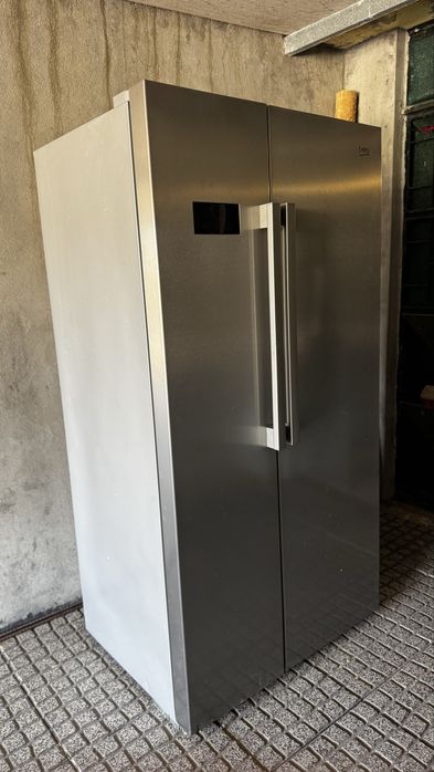 Frigorífico Americano BEKO