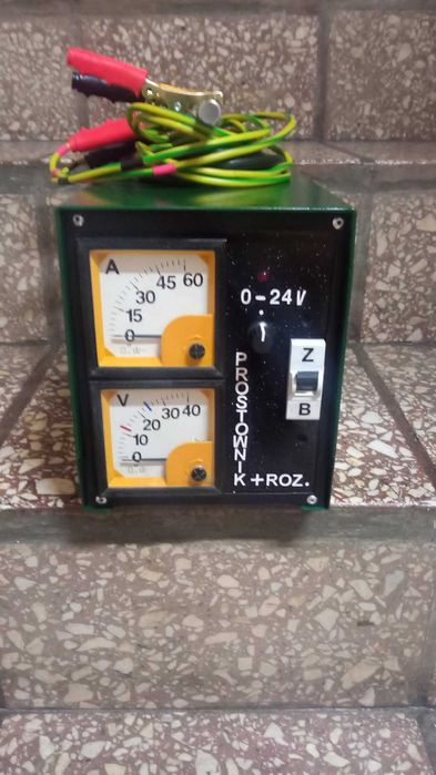 Prostownik + rozruch 0-12V 0-15A
