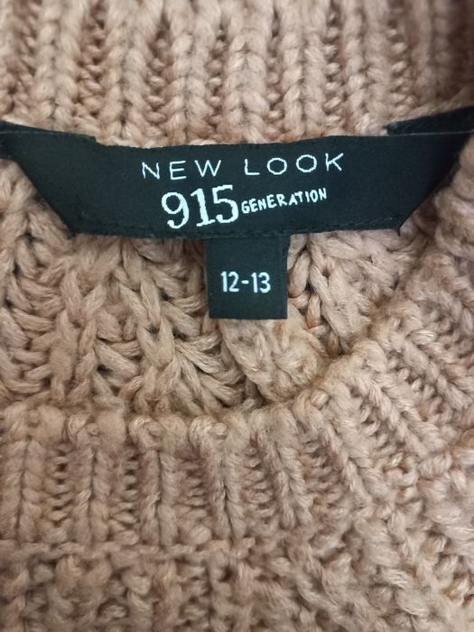 В'язаний світер для дівчинки