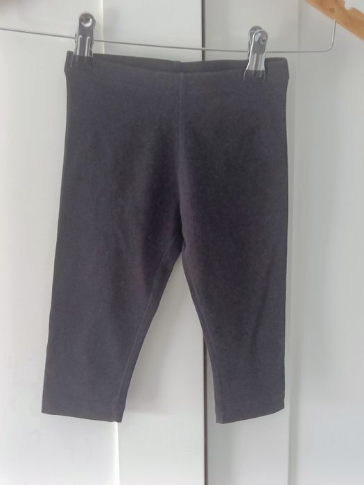 Czarne legginsy rozmiar 98