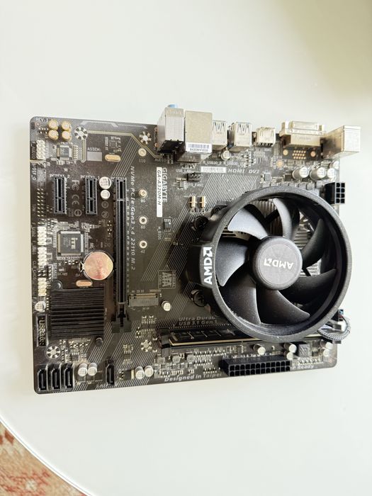 Zestaw AM4 Ryzen 3 1300X + 8GB RAM + Gigabyte A320 – sprawny