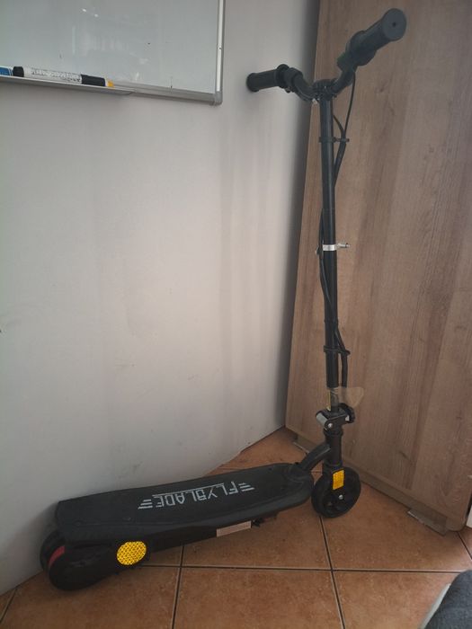 Sprzedam hulajnogę elektryczną dla dziecka