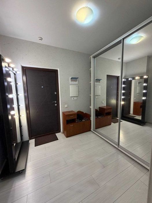 Продається 2-кімнатна квартира 58 м² у ЖК Артвіль — меблі та техніка
