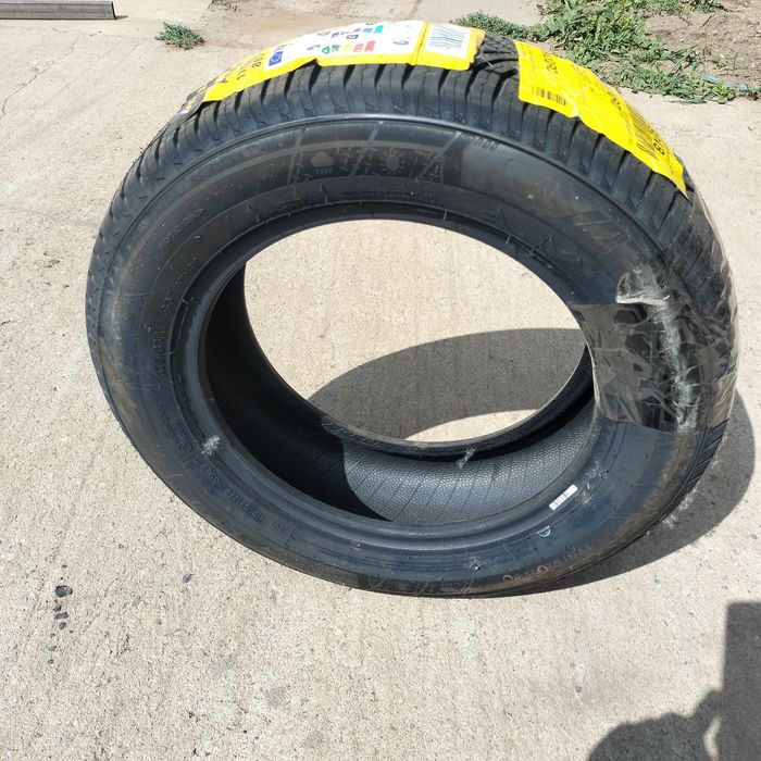 Opony całoroczne nowe 175/65/14 2szt