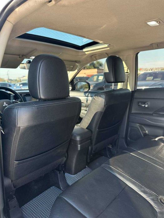 Mitsubishi Outlander 2012 2.4 газ/бензин, обмін [Перший внесок від 20%]