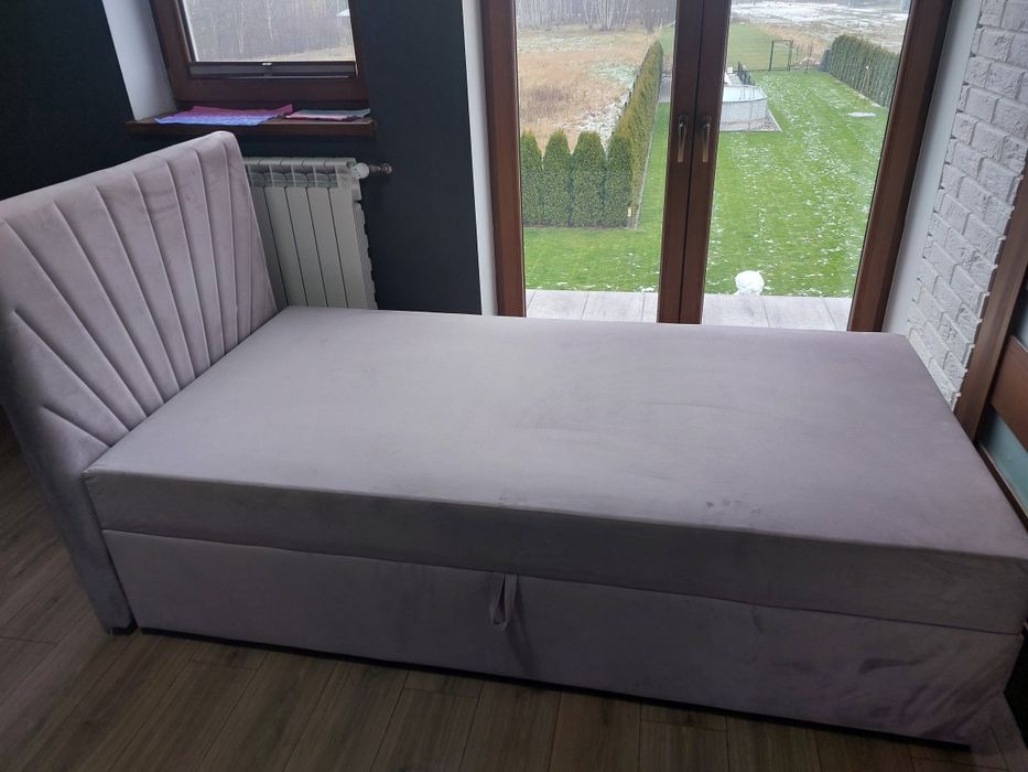 Łóżko tapicerowane jak nowe
