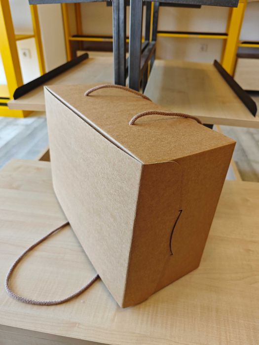 Caixas de cartão para cabaz (32unidades)