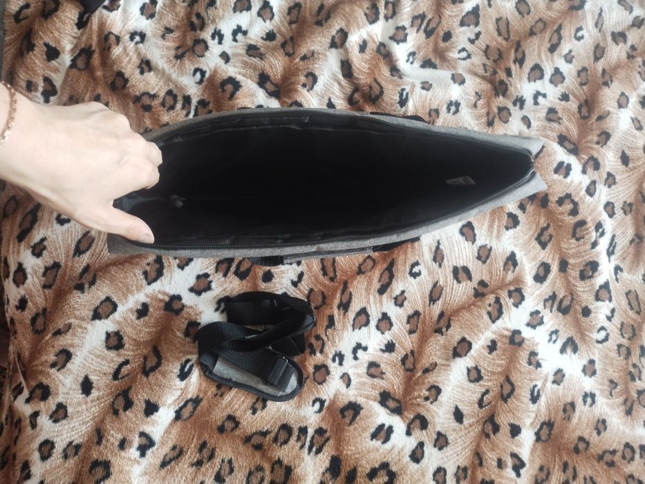 Продам сумку для ноутбука