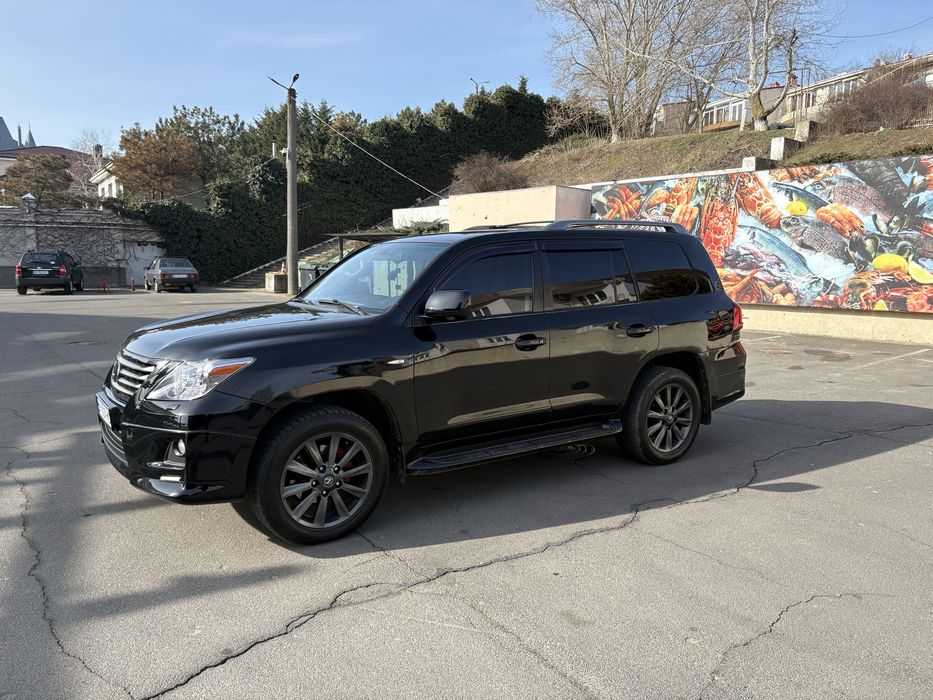 Lexus LX 570 европа  F-sport