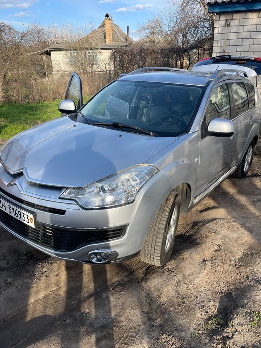 Citroen C-Crosser