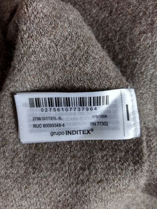 Dzianinowy krótki płaszczyk z peleryną Zara L-XL