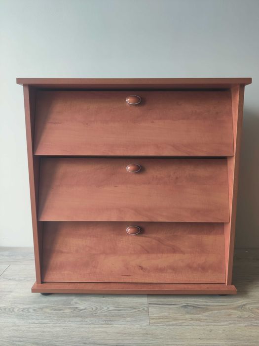 Szafka na buty z 3 półkami