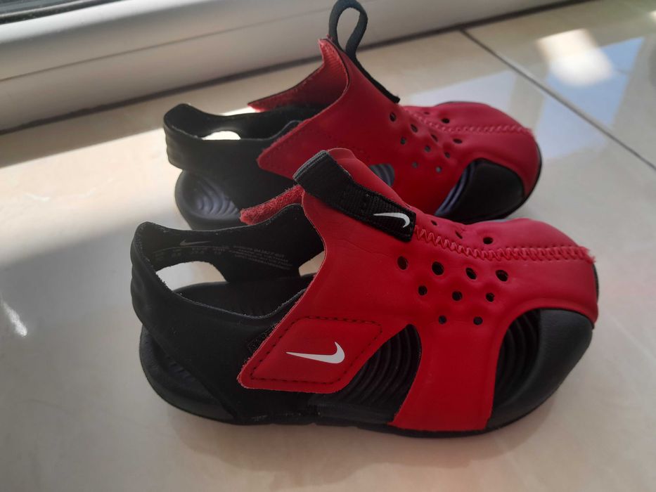 Босоножки (сандалии)  детские, размер 23,5, фирмы Nike