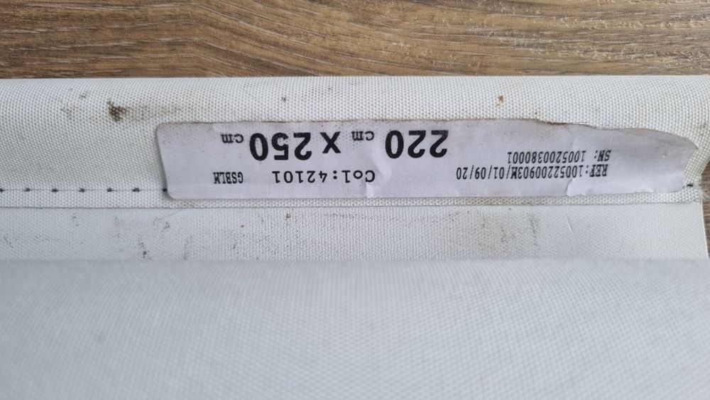 Estore de rolo blackout 220x250