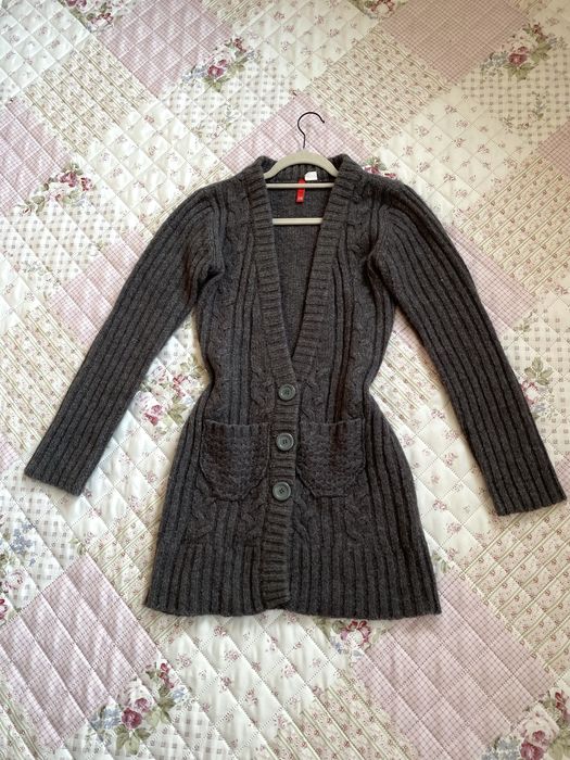 Szary dłuższy kardigan narzutka S 36 H&M wełna moher na guziki