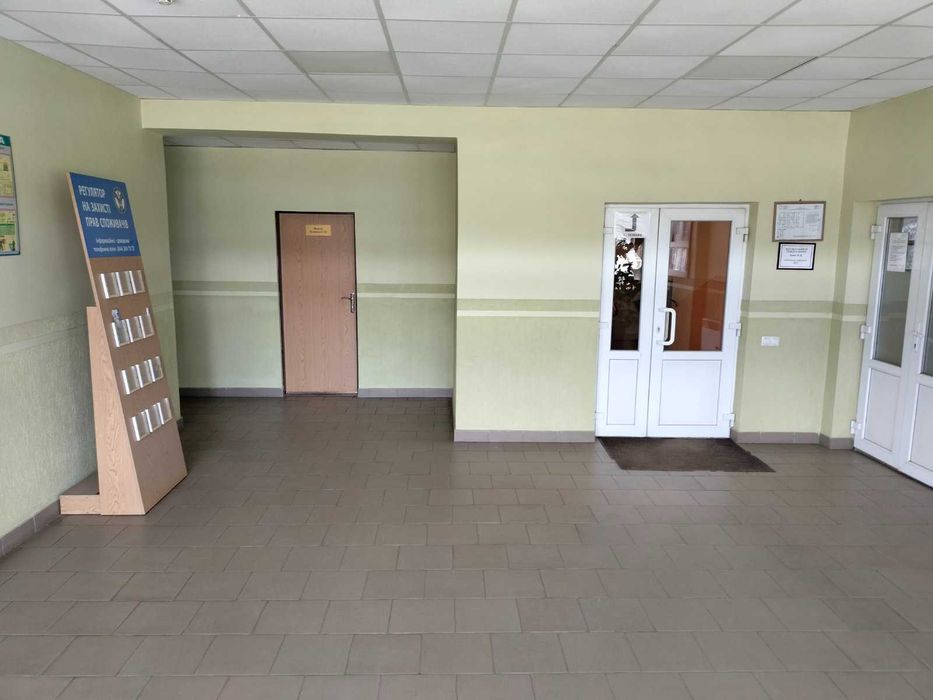 Продається багатофункціональний комплекс будівель у смт. Воловець