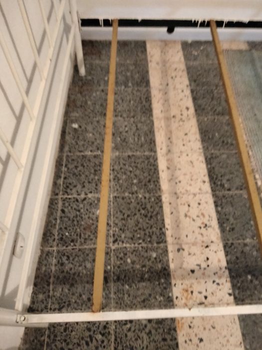 Cama de casal em ferro