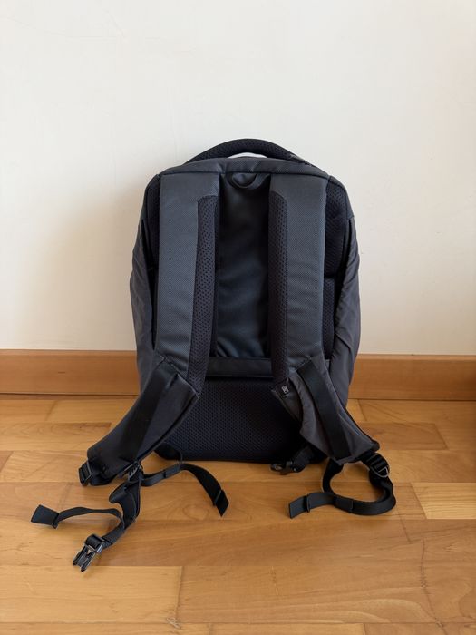 Рюкзак Decathlon Quechua NH Escape 500 (16 л), чорний — Стан 4.5/5