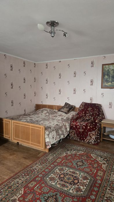 Продаж приватизованої  земельної ділянки з гостьовим будиночком