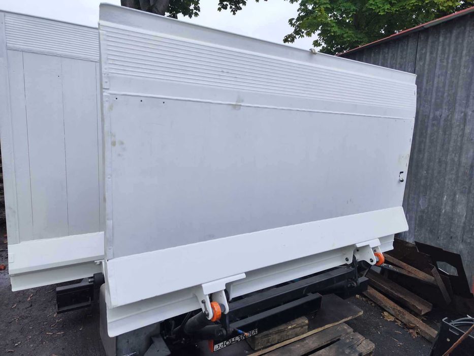 Winda załadowcza 750 kg/12V/2012/Dhollandia/FV/Iveco