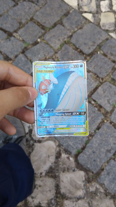 Carta Pokémon rara